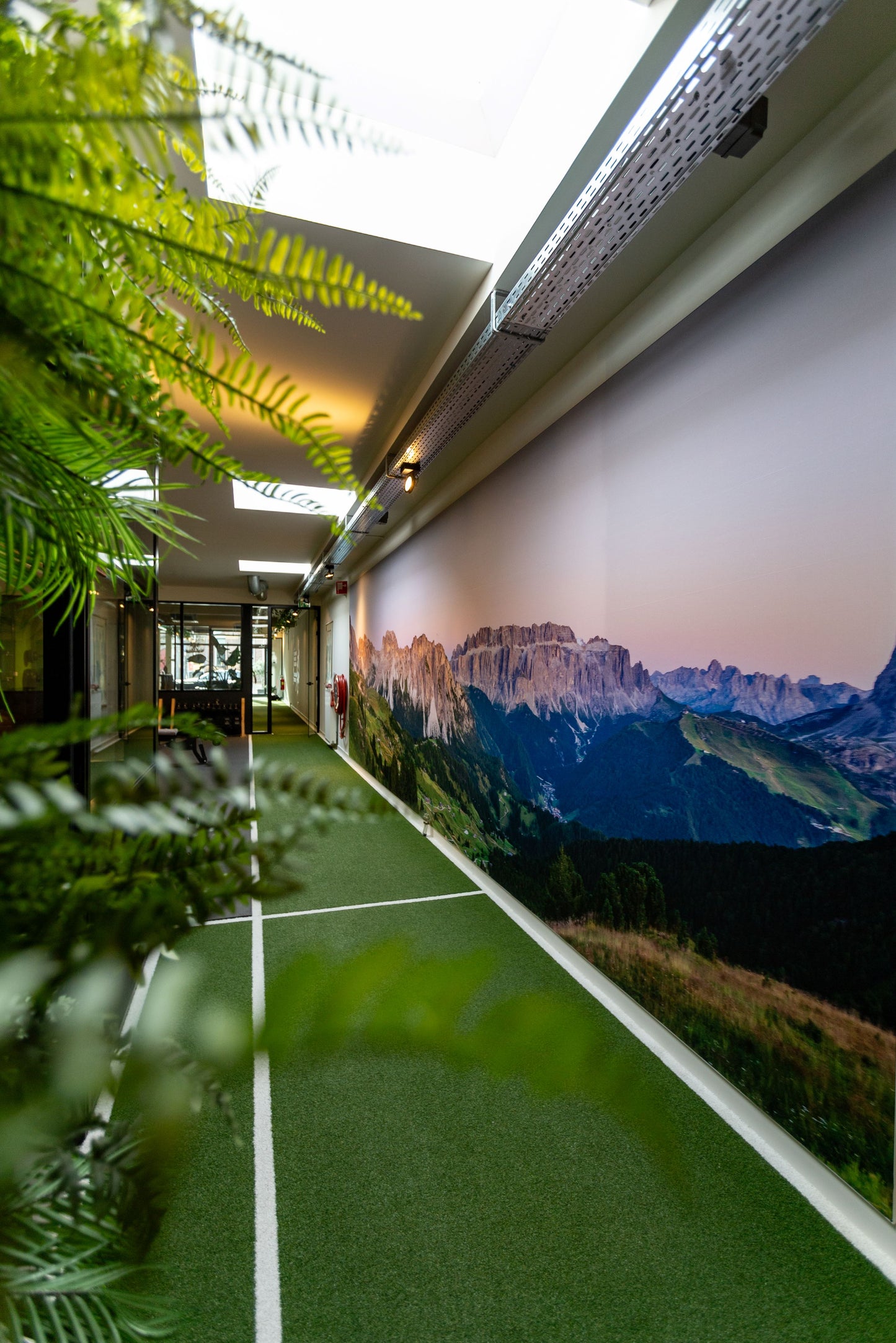Visgraat SPC vloer in Healthclub Ulvenhout