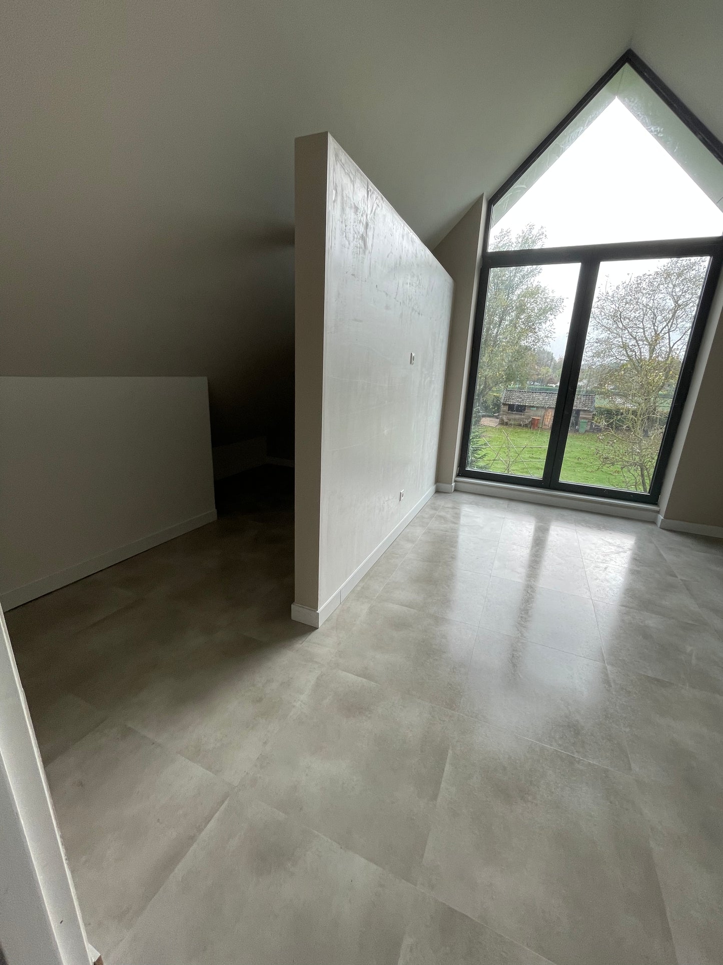 Moon Stone: Aquatus SPC - De Ultieme Vloeroplossing